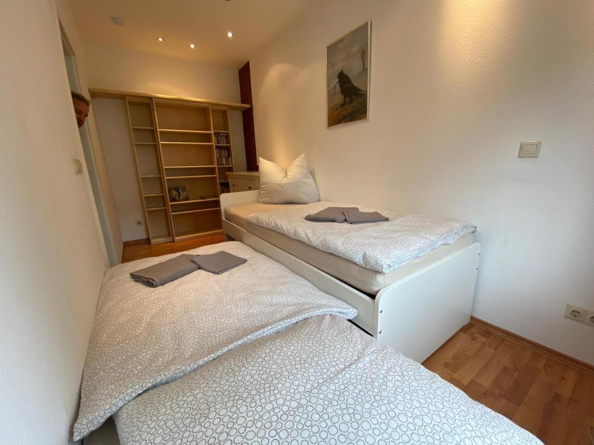 Apartment Ferienwohnung Blumenstadt Erfurt Esterno foto