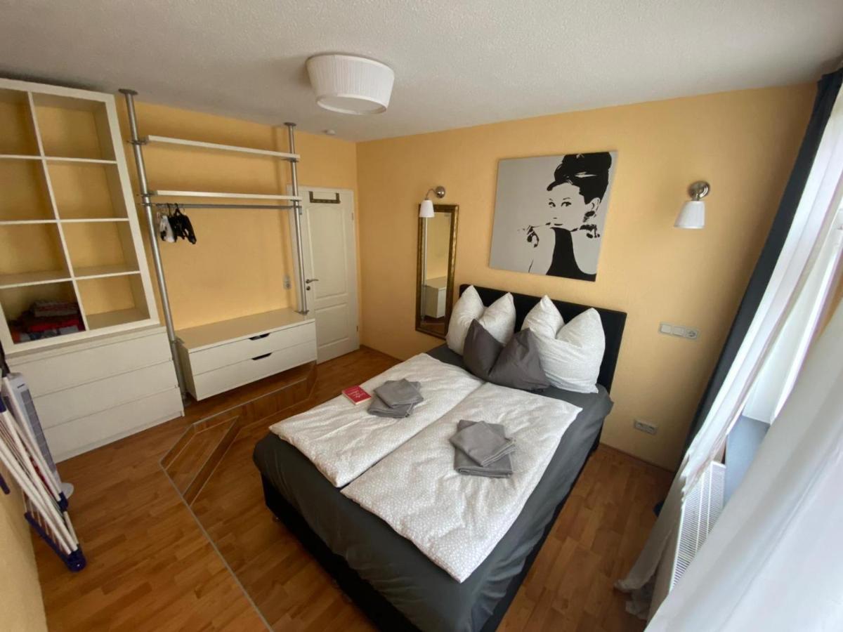 Apartment Ferienwohnung Blumenstadt Erfurt Esterno foto
